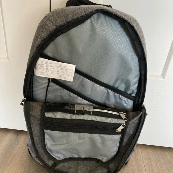 Woods Backpack - Picture 3 of 3